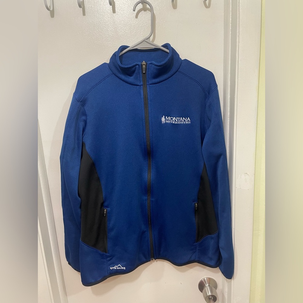 Monday-Friday flash sale ‼️

Eddie Bauer Royal Blue Fleece Jacket